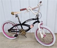 Hello Kitty Girls Bike / Bicycle. Tire Diameter