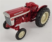 1/16 Ertl International Farmall 340 Utility