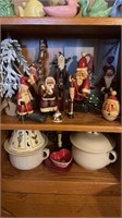 Group lot of Santa Claus figures, one snow
