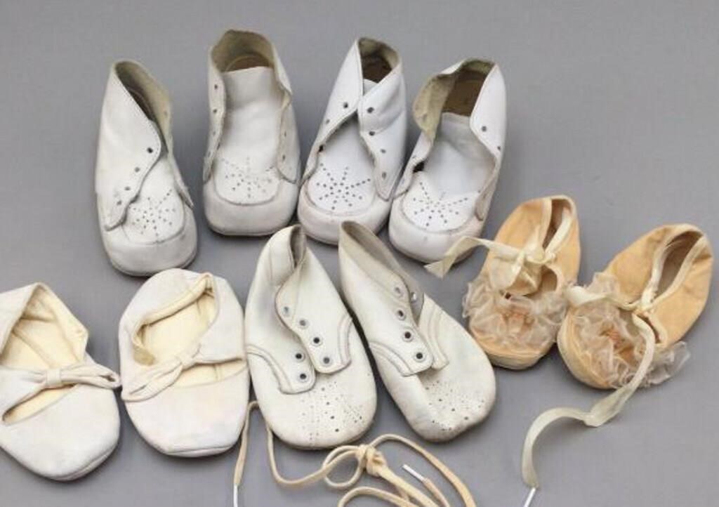 Vintage 1960 Baby Shoes White, S 2 & 3