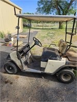 E-Z-GO Textron Golf Cart