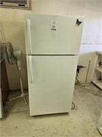 Frigidaire Refrigerator - Freezer