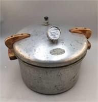 Vintage Antique National No. 7 Pressure Cooker