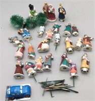Porcelain  Christmas Decorative Figures