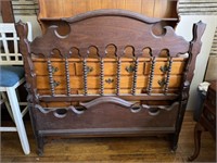 Antique Spindle Bed Full