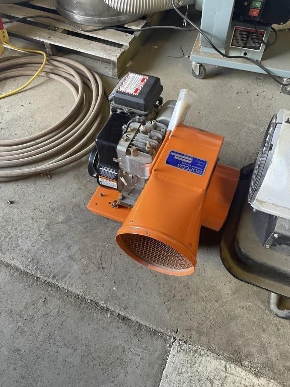 MOPECO VENTILATION PRODUCTS GAS POWERED BLOWER