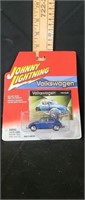 Johnny Lightning VW 1966 Beetle Bug car-blue
