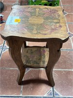 Vtg Small Table w/floral design