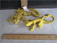 2- Yellow cast iron Gecko