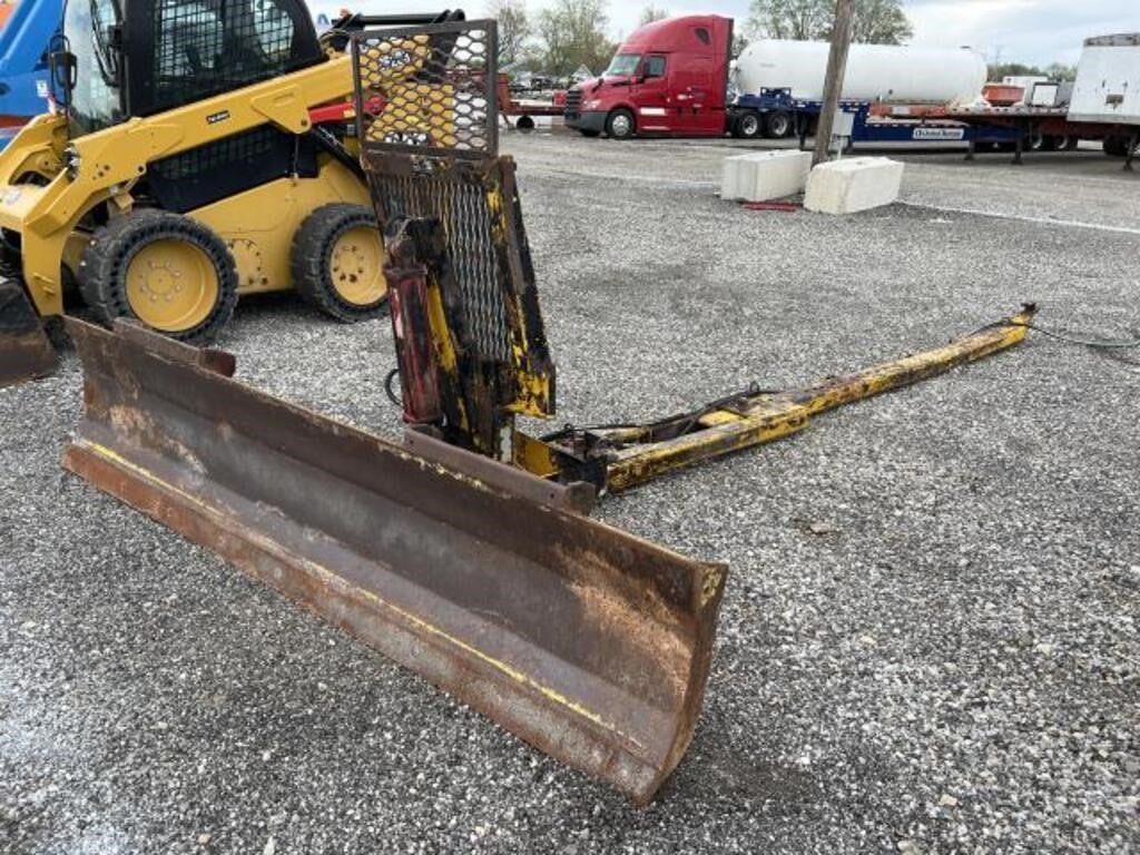 9' Front Tractor Blade