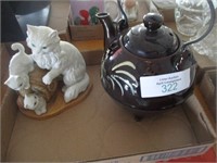 Home INterior Cat figurine, tea pot