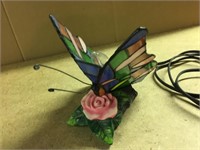 STAINED GLASS LIGHT UP BUTTERFLY DESK LAMP (UNTEST