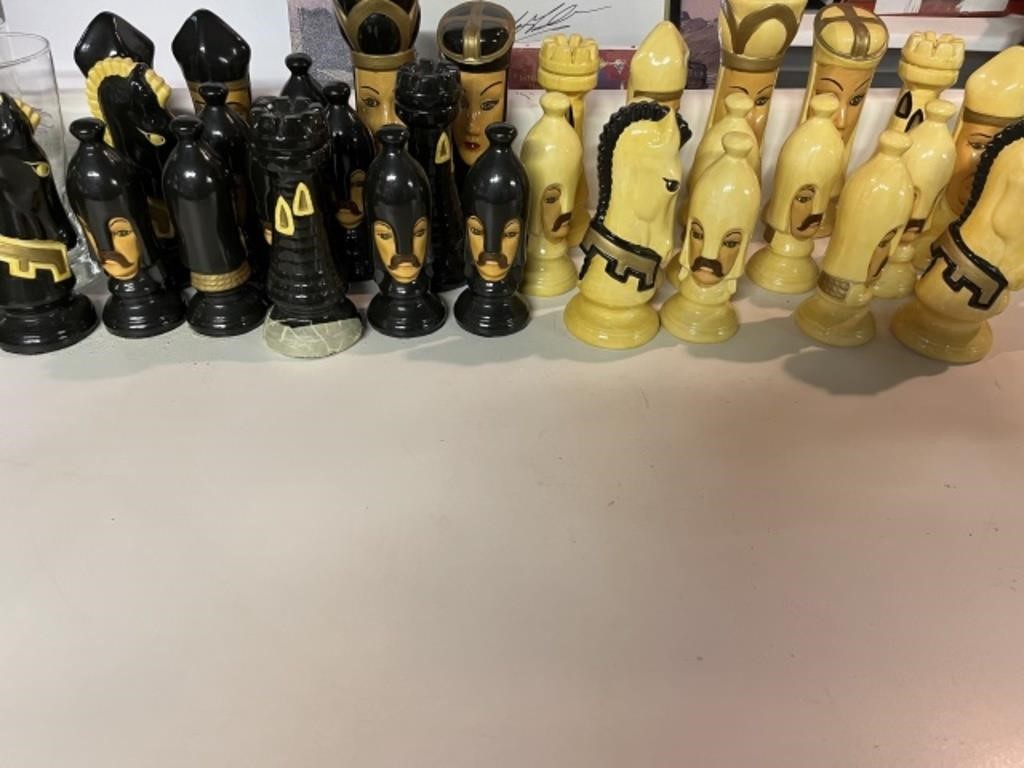 CERAMIC - SAND FILLED CHESS PIECES (3"-6" PIECES)