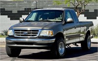 2002 Ford F-150 XLT 4 Door Extended Cab Pickup Tru