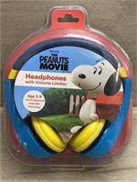 NIP Peanuts Movie Headphones w/ Volume Limiter