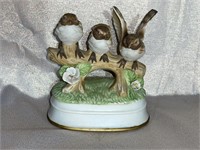 Vintage Royal Crown Little Birds Music Box