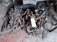 Lot of chains / hitch