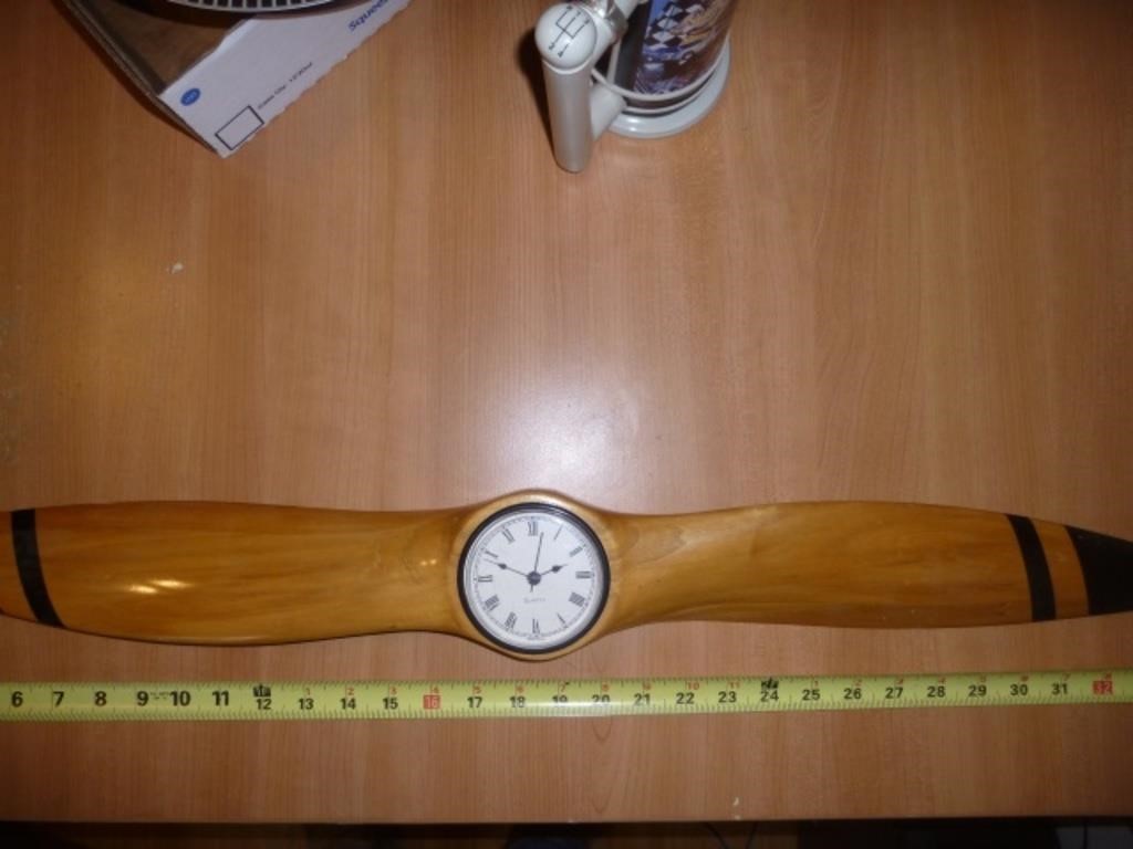 Wood Propeller Quartz Wall Clock