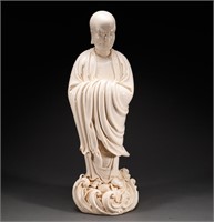 Dehua porcelain arhat statue of Ming Dynasty
