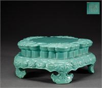 Qing Dynasty single color glaze pedestal