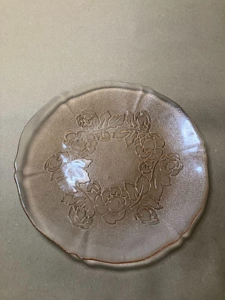 PINK DEPRESSION GLASS STYLE PLATE 7 1/2"