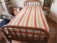 Full Bed, Mattress, Box Spring
