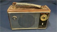 Vintage Zenith Royal 675 Radio (as is)