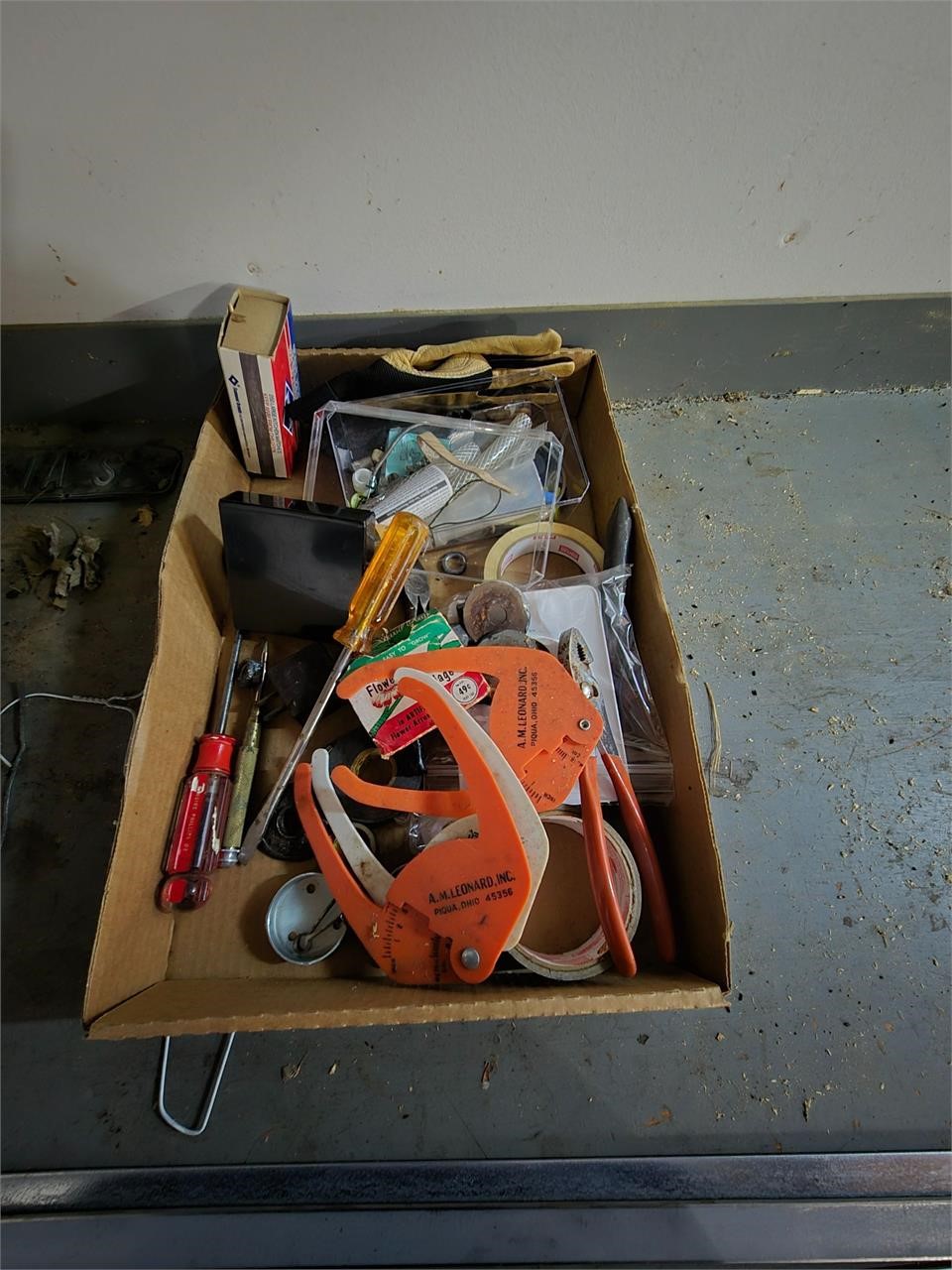 Miscellaneous tools and junk drawer items