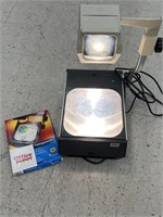 3M 313 Overhead Projector (powers on)