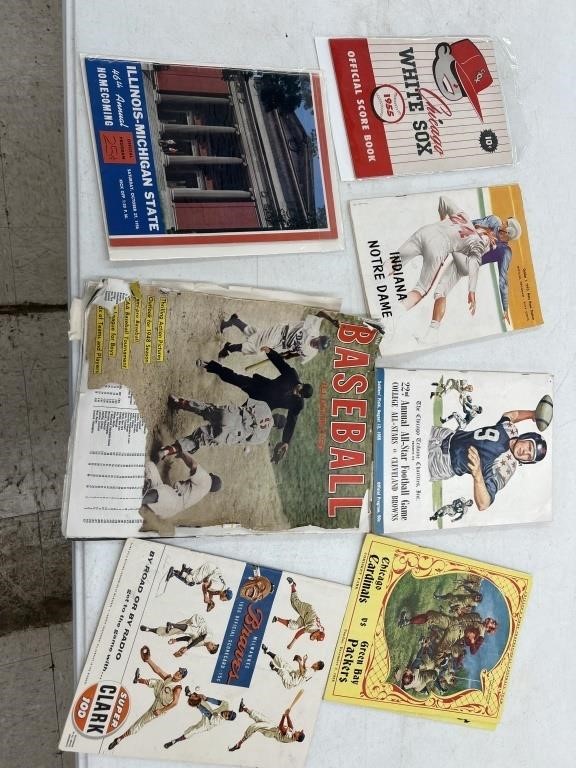 Vintage Sports Programs / Magazine