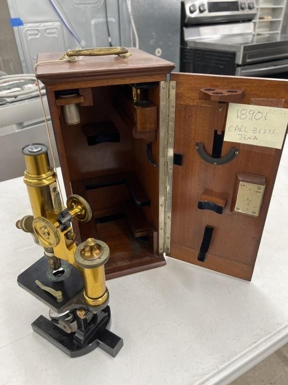 Old Microscope Carl Zeiss Jena w/ Case