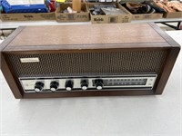 Vintage Sears Silvertone FM Stereo (powers on)