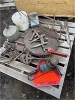 Working Makita angle grinder, 1/2t chain