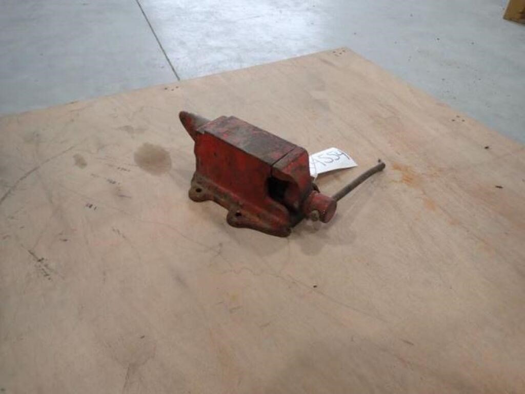 Antique Bench Pipe Vice