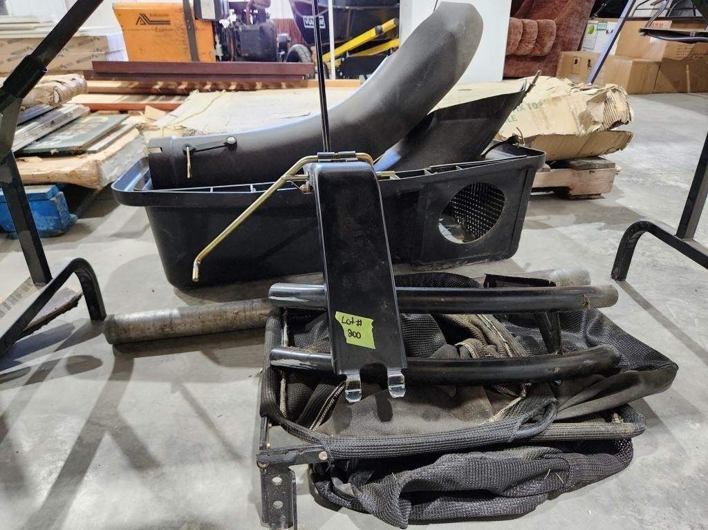 Bagger attachment from a John Deere D160 riding