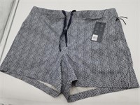 NEW VRST Men's 5" Resort Shorts - XL