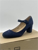 NEW Women’s 9 Navy Blue Classic Heel