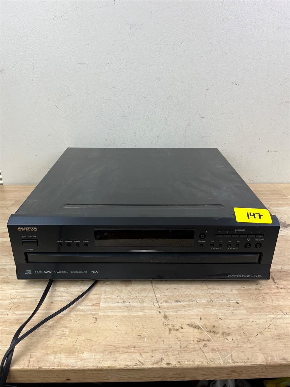 Onkyo Disc Changer DX-C390 untested