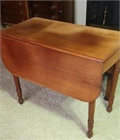 Drop leaf table approx size is 38 x 20 x 30
