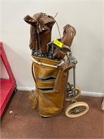 Vintage spalding golf clubs