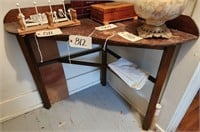 Corner Dressing Table