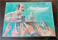 THE AUCTIONEER BOARD GAME