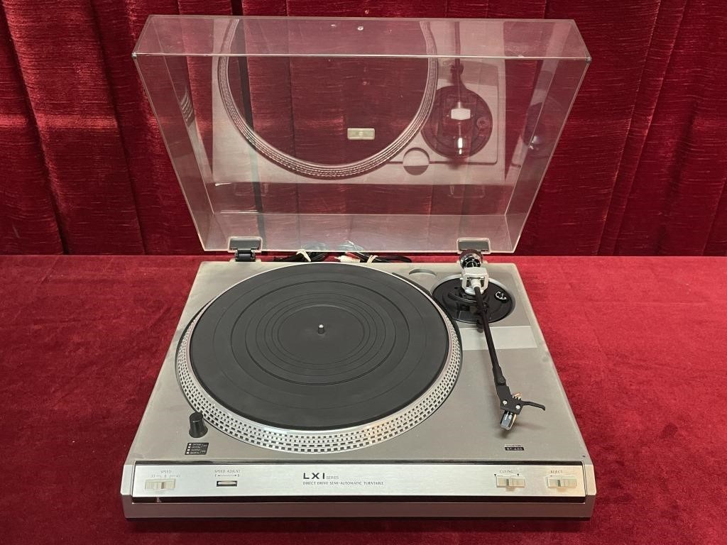 LXI Series 29674A Turntable - Tested