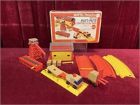 1973 Mattel Preschool Putt-Putt Construction Yard