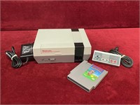 1985 Nintendo Game System - Works