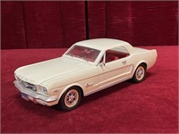 1/18 1965 Ford Mustang - Mira