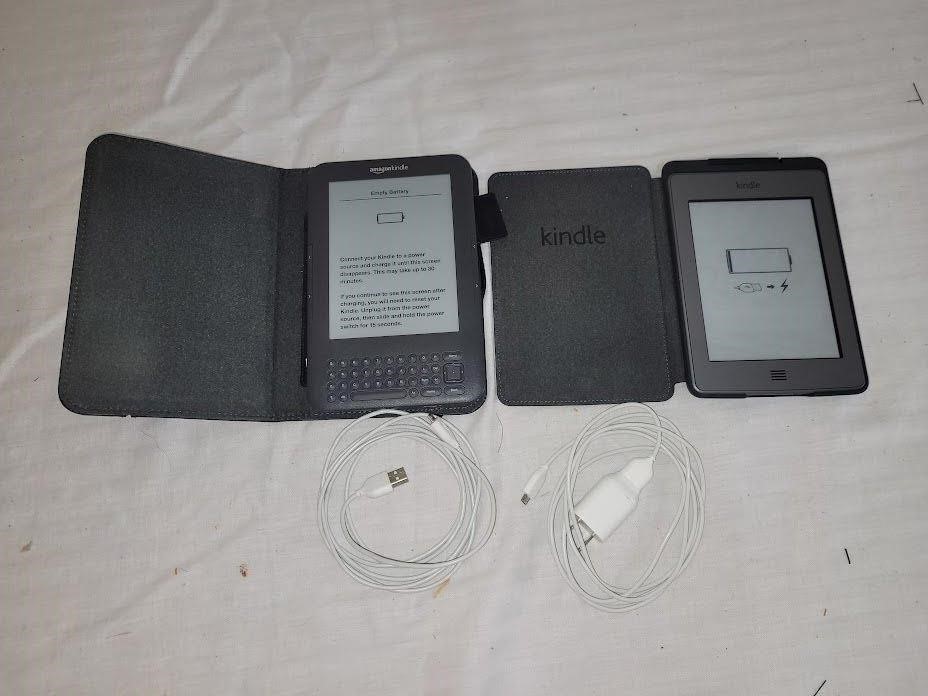 2 kindles w/ chargers