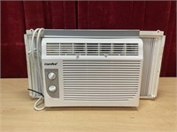 Comfee Window Air Conditioner - Works