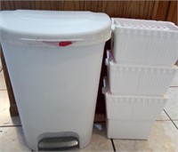 L - TOE-TOUCH TRASH CAN & COOLERS (K26)