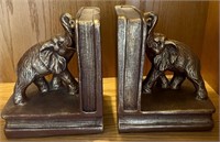 L - PAIR OF ELEPHANT BOOKENDS (E19)